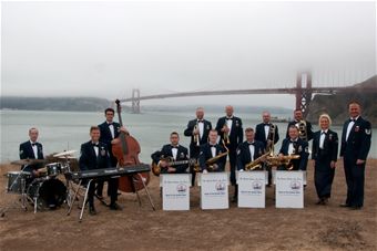 Photograph of The Commanders Jazz Band, from the US Air Force
  Band of the Golden West